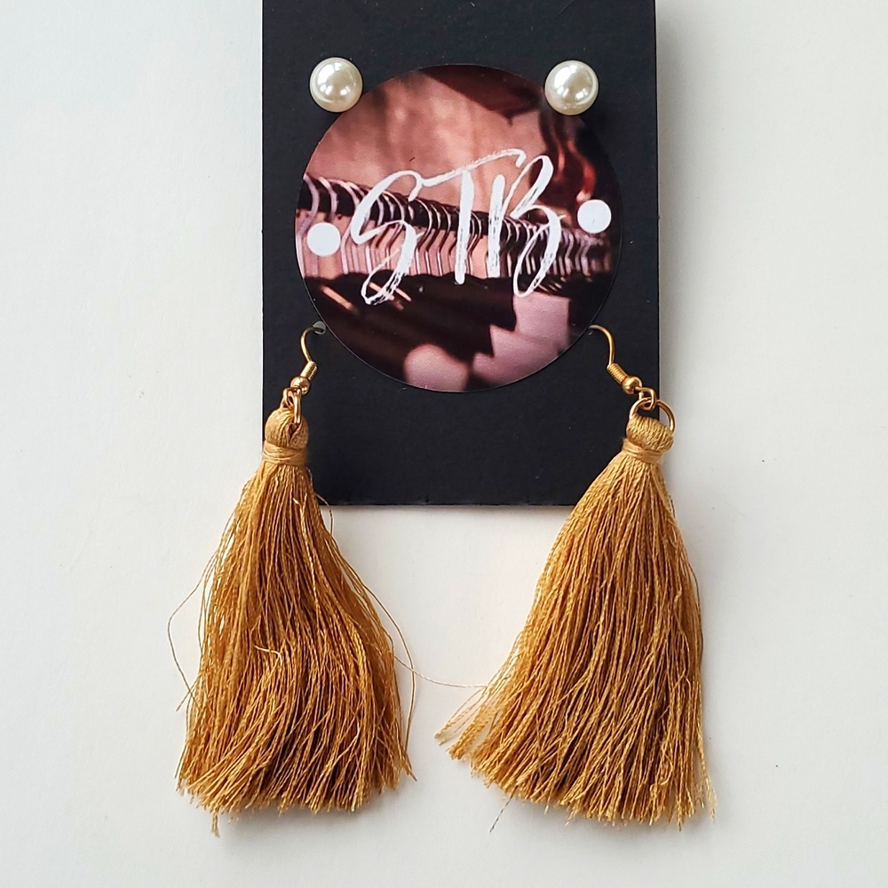 Boutique Two Pair Earrings White Faux Pearl's Long Beige Tan Tassels
